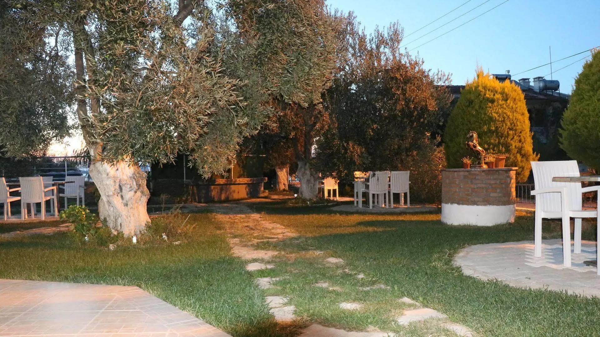 Ege Apart & Hotel Ayvalik 0*,